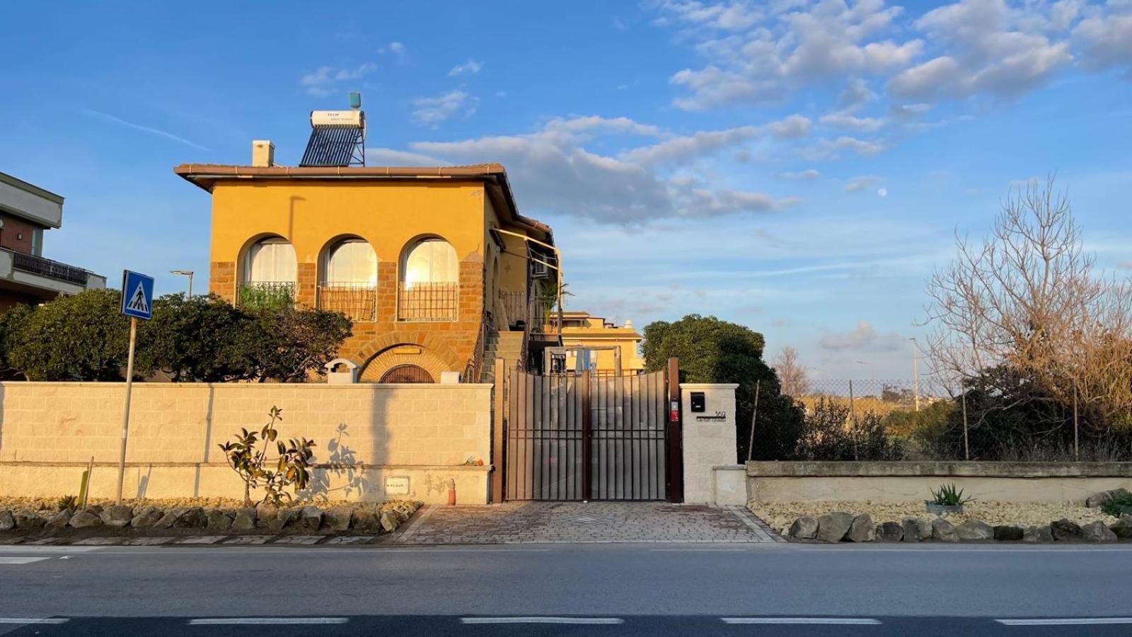 Villa Koru House Torvaianica Exterior foto